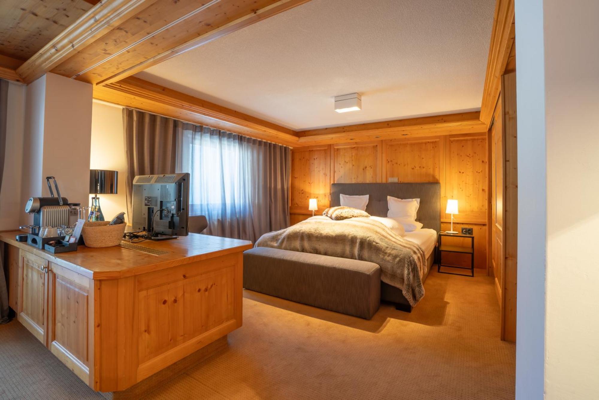 Hotel Madlein Ischgl Buitenkant foto